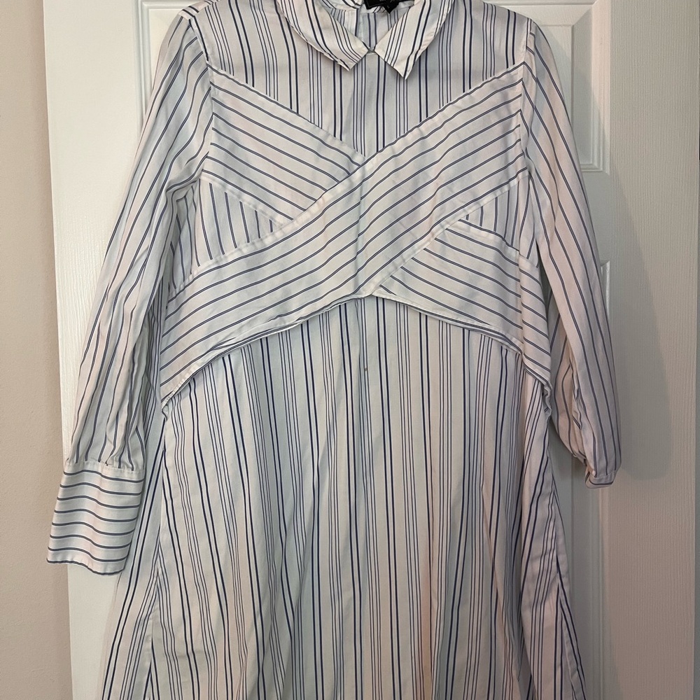 BCBGMaxAzria White and Blue Striped Long Sleeve Dress